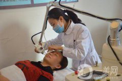 做像素激光調(diào)節(jié)痘疤一般多少錢？