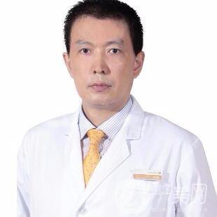 李鴻君