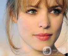 開眼角能讓眼睛變大嗎？有沒有危險？