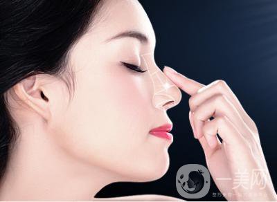 硅膠隆鼻手術失敗之后假體取出怎么辦