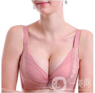 副乳疼痛有硬塊怎么辦？