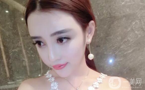 開(kāi)眼角做雙眼皮的風(fēng)險(xiǎn)有哪些？
