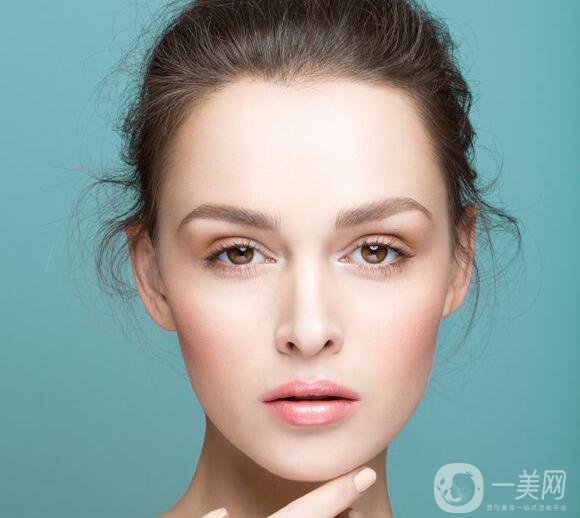 隆鼻整形要多少錢？