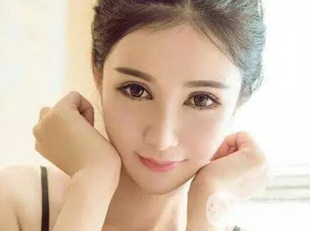 駝峰鼻影響美貌 駝峰鼻矯正術(shù)的價格是多少？