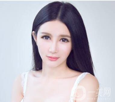 駝峰鼻影響美貌 駝峰鼻矯正術(shù)的價格是多少？