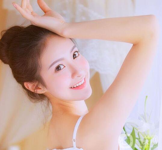 光子嫩膚 做光子嫩膚價格是多少？