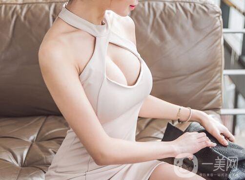 隆胸手術(shù)*常見的有哪些 什么是假體隆胸？