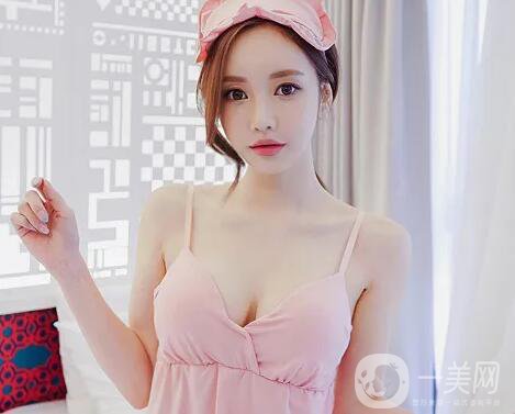 隆乳多少錢(qián)呢？