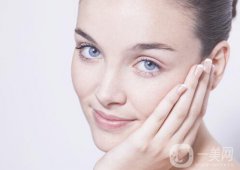 磨皮祛痘坑前后:激光磨皮祛痘坑*果嗎？