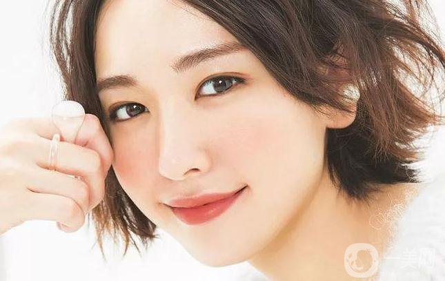 埋線雙眼皮修復(fù)及術(shù)后護(hù)理