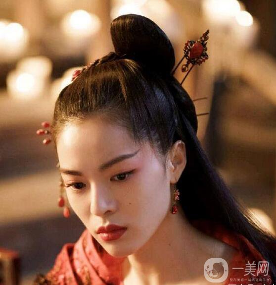 鐘楚曦整容