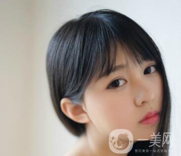 雙下巴抽脂術(shù)恢復(fù)時(shí)間是多久 下巴抽脂臉會(huì)不會(huì)變形
