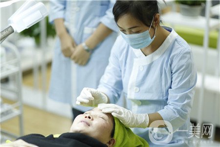 激光祛斑祛痘好不好？要調(diào)節(jié)多少次？