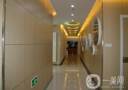 浦江縣樓亞芳整形醫(yī)院價格表