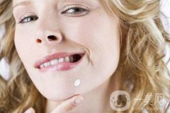 上頜后縮怎么矯正？手術(shù)有風(fēng)險(xiǎn)嗎？