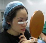 長海醫(yī)院整形美容科價格表，去眼袋手術(shù)果展示