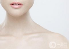 想養(yǎng)成天鵝頸？打注射瘦肩就可以的