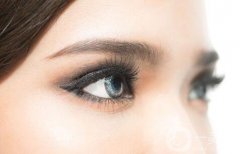 哪八種表現(xiàn)表明雙眼皮失敗了?