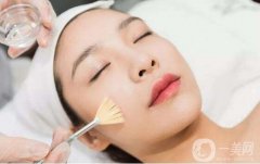 使用果酸換膚護膚品的注意事項