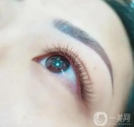 如何卸掉嫁接睫毛？