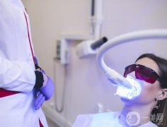 冷光美白牙齒儀器可靠嗎？是什么原理？