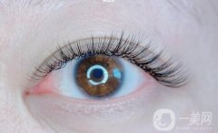 假睫毛嫁接前后的注意事項(xiàng)分別有哪些?