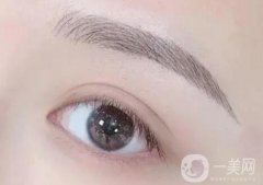 紋眉會結(jié)痂的原因是什么？