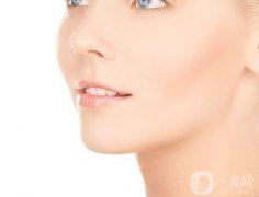 上海雙下巴吸脂減肥價格多少?下巴吸脂能持續(xù)多久?