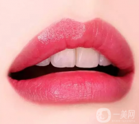什么樣的紋唇果才是好的?如何選擇紋唇的顏色? 　　
