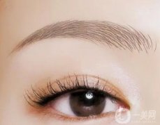 紋眉選擇霧眉還是線條眉呢?