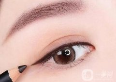 紋的眼線怎么洗掉？