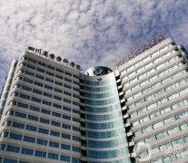四川省人民醫(yī)院東院和本部什么關(guān)系？整形科怎么樣？醫(yī)生推薦蔡震