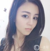 我這個(gè)是實(shí)實(shí)在在的眼袋，上學(xué)的時(shí)候我沒太在意，但是畢了業(yè)之后參加了工作