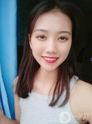 此時(shí)可算做了雙眼皮，一直感覺(jué)本人少個(gè)雙眼皮，這下圓滿(mǎn)了