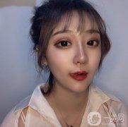 做完眼綜合手術(shù)已經(jīng)有三個月的時間了，現(xiàn)在眼睛已經(jīng)恢復(fù)的很好了