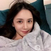近我感覺我的皮膚特別暗黃，摸上去特別的松弛