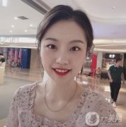 黑眼圈實在是太嚴(yán)重了，而且皮膚特別的暗黃，終我還是決定要去