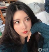 打電話咨詢了后，于是我就來(lái)醫(yī)院選擇了整形我的丑鼻子