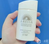 口碑佳！女性護(hù)膚必備的十款防曬霜排行榜