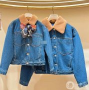 復古風牛仔服飾推薦：小香風與街頭活力的結(jié)合