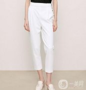 秋日品味之選：小白褲的時尚演繹