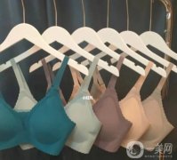 蘭繆果凍膠內(nèi)衣：輕盈舒適，重塑自信