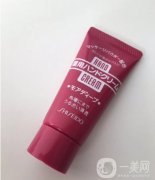 保濕唇膏推薦：滋潤雙唇，展現(xiàn)自然光彩