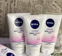 經(jīng)驗(yàn)分享：變成油痘皮后，通過這些護(hù)膚品才逆襲