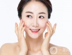 50歲以后的女性如何去除皺紋，保持精致美麗？