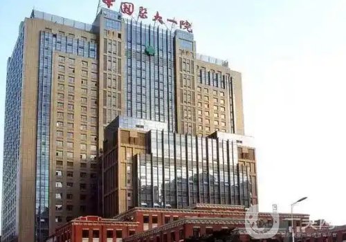金石峰和王迪誰(shuí)厲害?醫(yī)生實(shí)力對(duì)比一覽