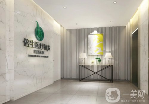 陸昌龍植發(fā)醫(yī)生怎么樣?技術靠譜，審美獨特