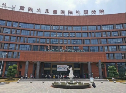 重慶整形醫(yī)院排名：時光、當(dāng)代領(lǐng)銜前五！各醫(yī)院特色分析，一起來看看吧！