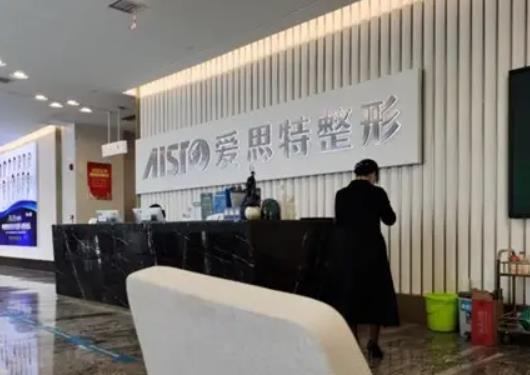 南寧隆胸整形醫(yī)院排前五重磅更新，盤點：華美、夢想入圍理由